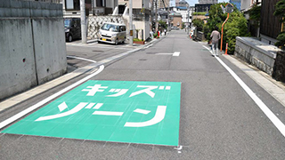 自転車道路の整備事例（琵琶湖一周サイクリング道路）
