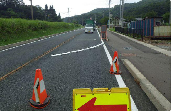 岩手県 二戸・盛岡西国道管内区画線設置工事現場